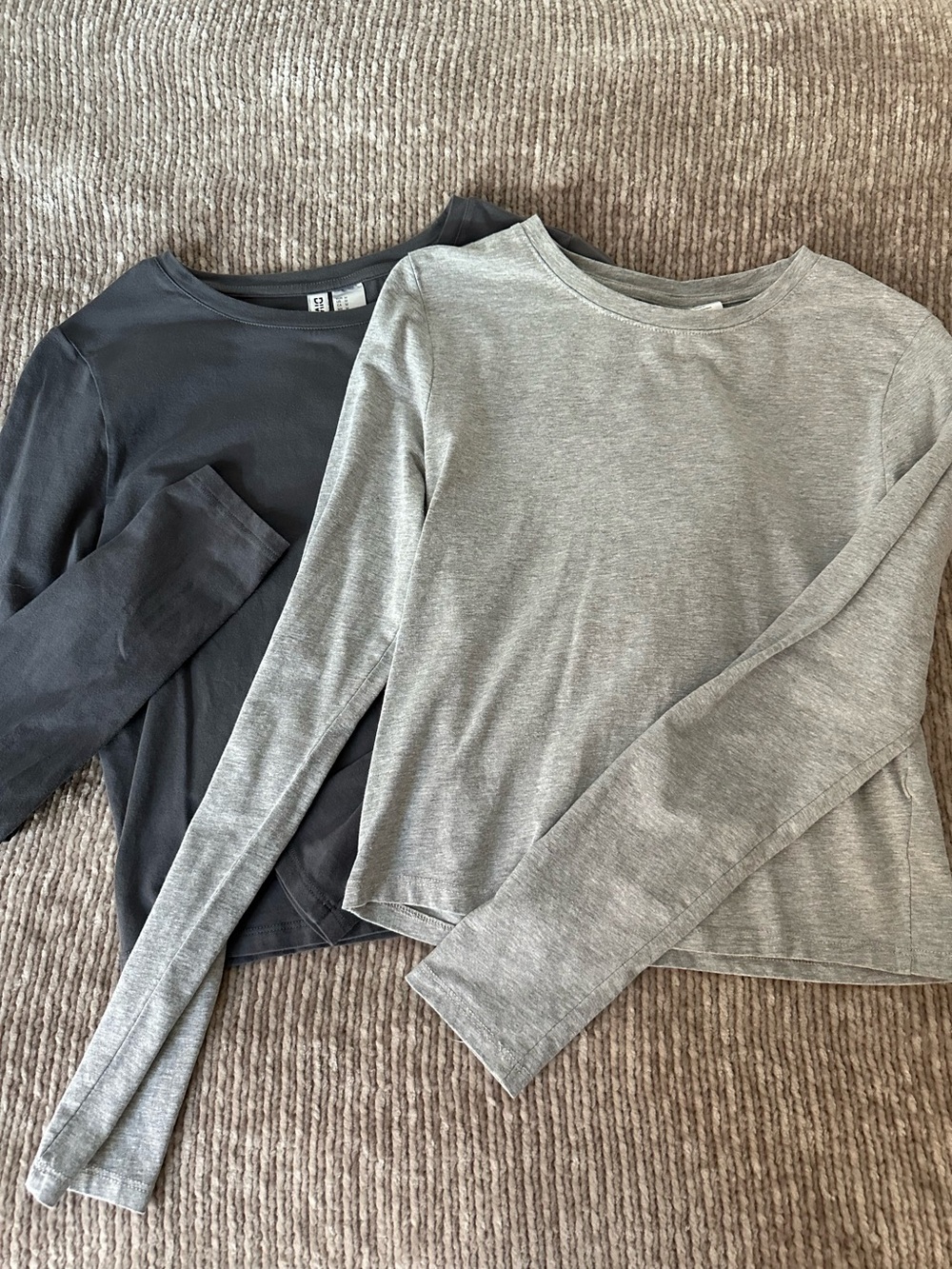2pk H&M Long Sleeve crop top, size M